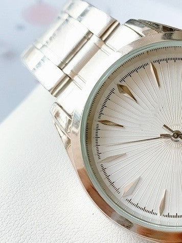 Foreign Trade Quartz 3-Pin Calendar Watch